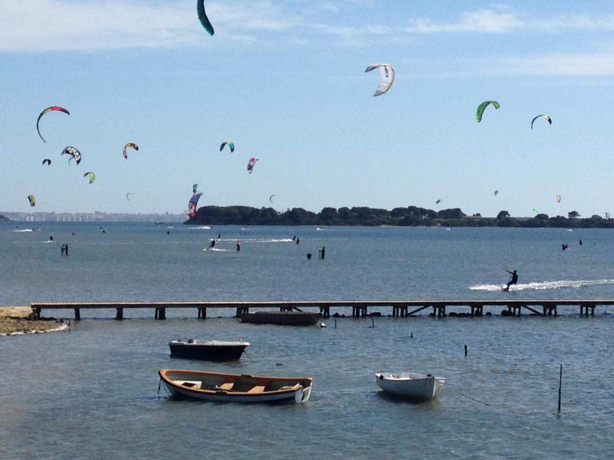 Sole, mare e trallallà Rilievo Exterior foto